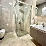 Apartment White Icmeler