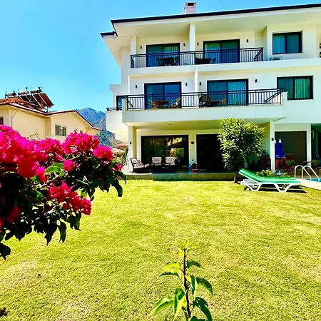 White Icmeler Apartmán Marmaris