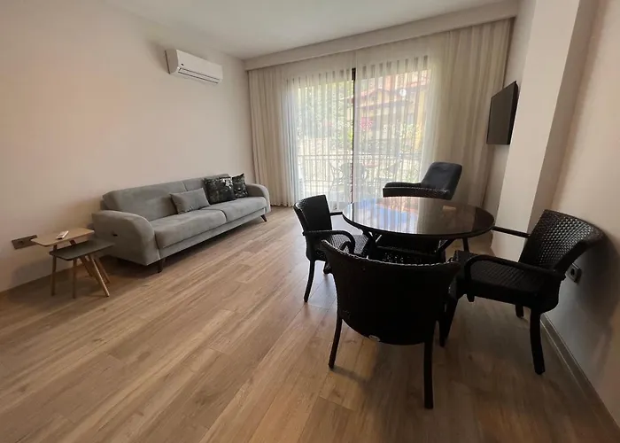 White Icmeler Apartmán *