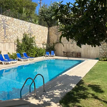 White ıçmeler Apartamento