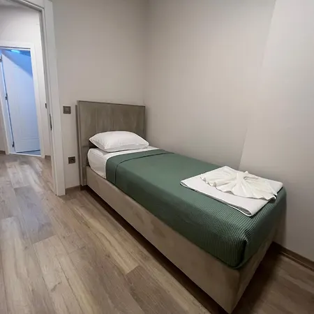 Apartment White Icmeler