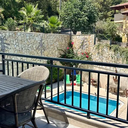 White Icmeler شقة