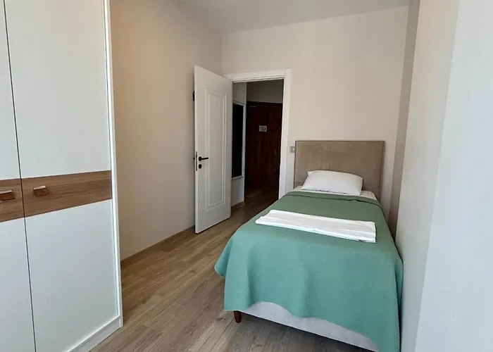 White Icmeler Apartman