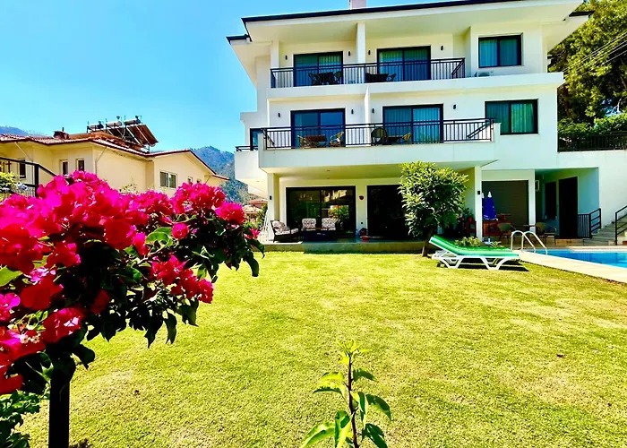 White Icmeler Apartman Marmaris
